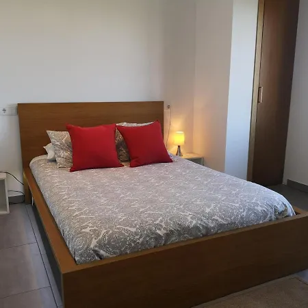 Playa De Barranan شقة *